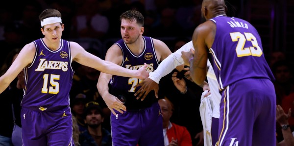 开云app官网-掘金输球又输人！NBA季后赛变剩者为王，湖人还有机会夺冠吗？